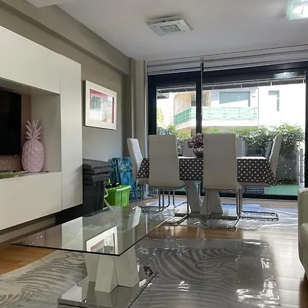 Urbanizacion Cruceiro Novo * バイヨーナ